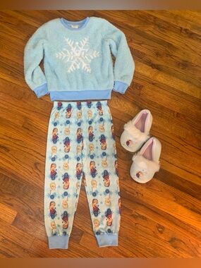 Girls Disney Frozen Elsa & Anna 3 Pc LS Pajama Pant Shirt & Slipper Shoe Set